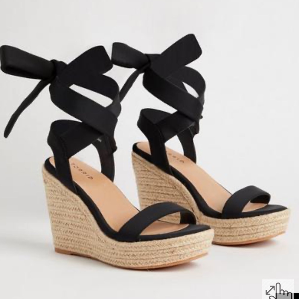 Torrid Size 11 Black Strappy Platform Espadrille Wedge Heel Sandals NWT